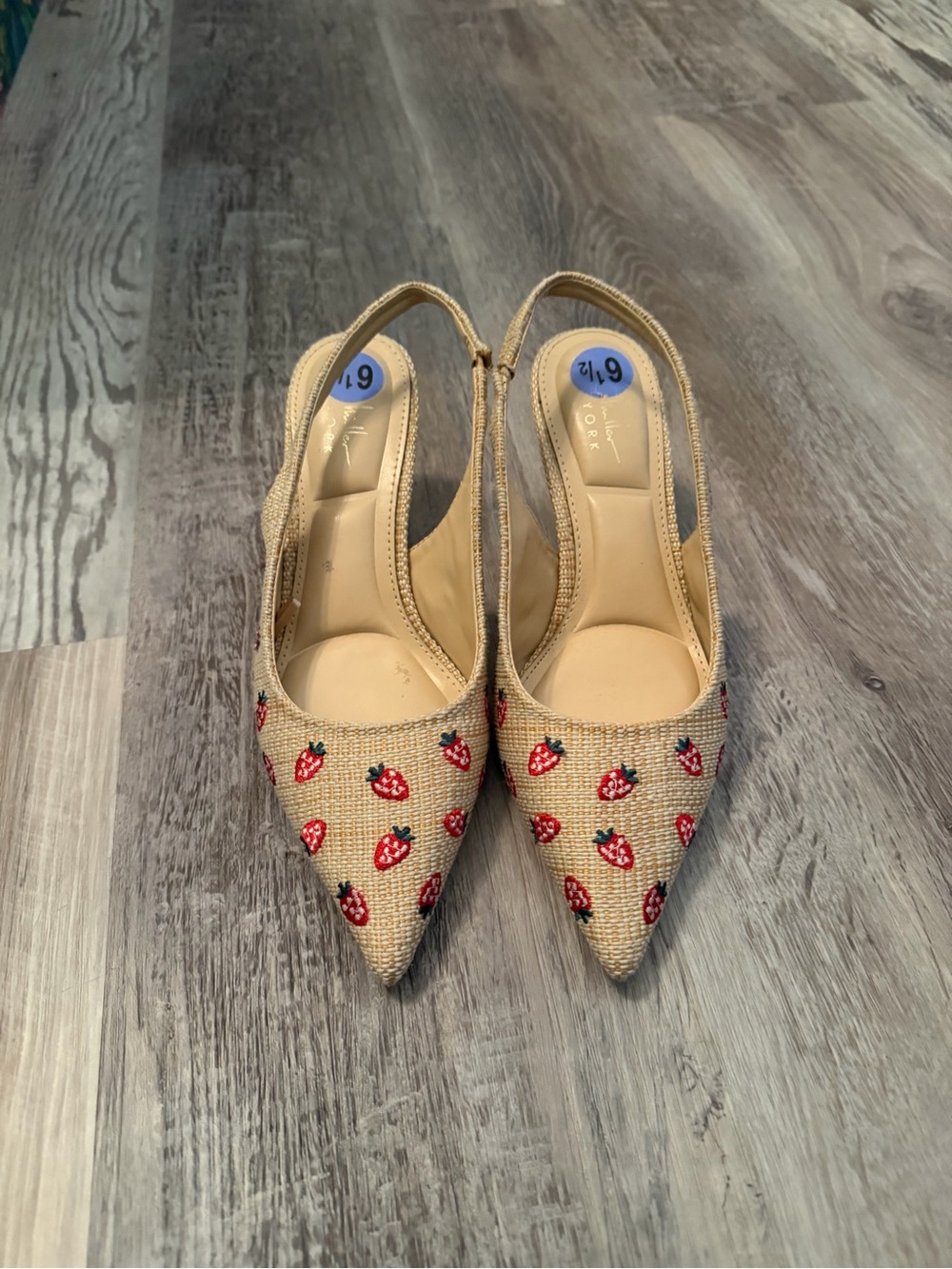 Nicole Miller straw slingback kitten heels Sz 6.5
